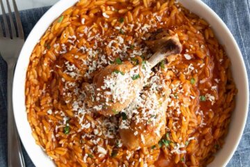 chicken youvetsi orzo in tomato sauce