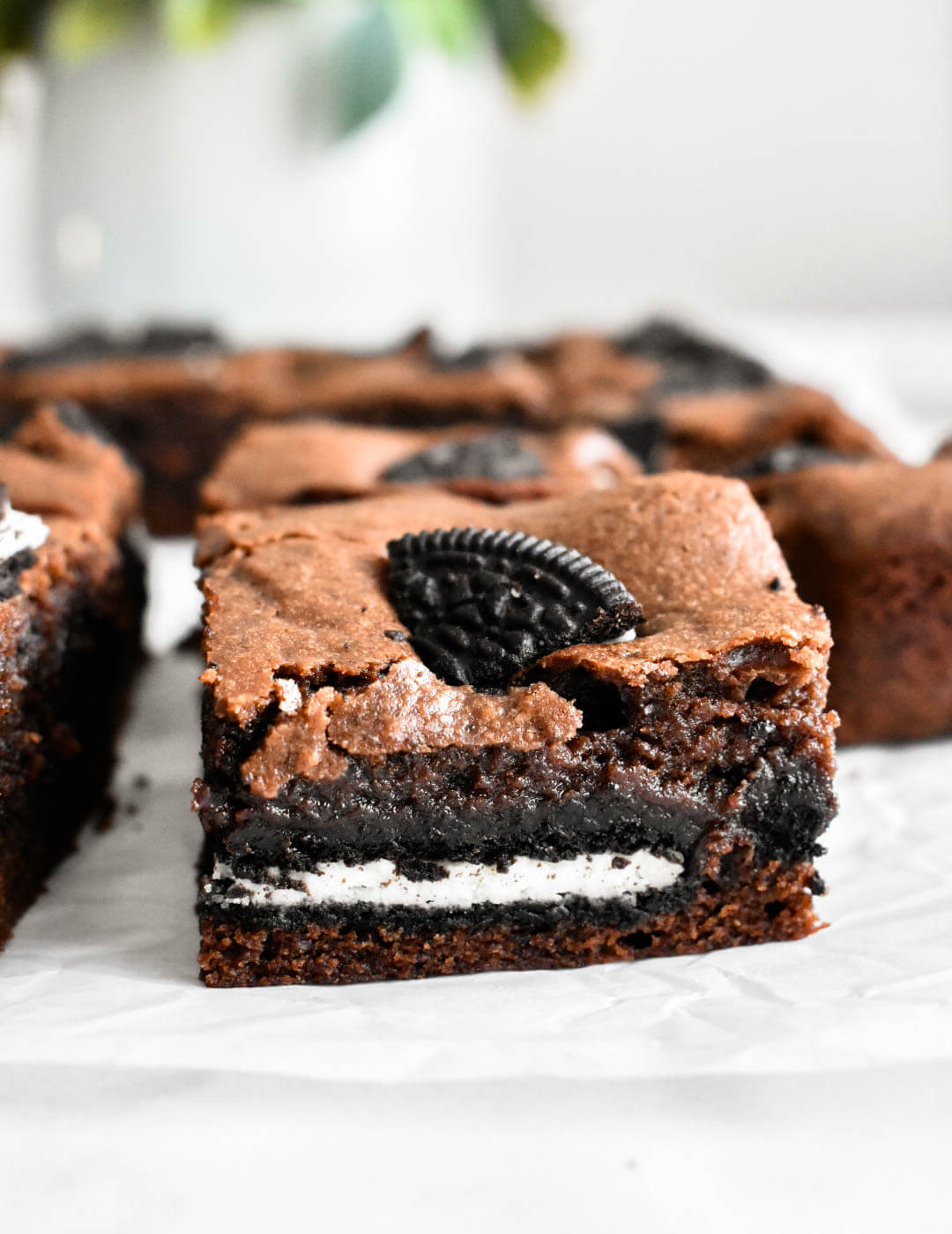 Closeup of an Oreo brownie.