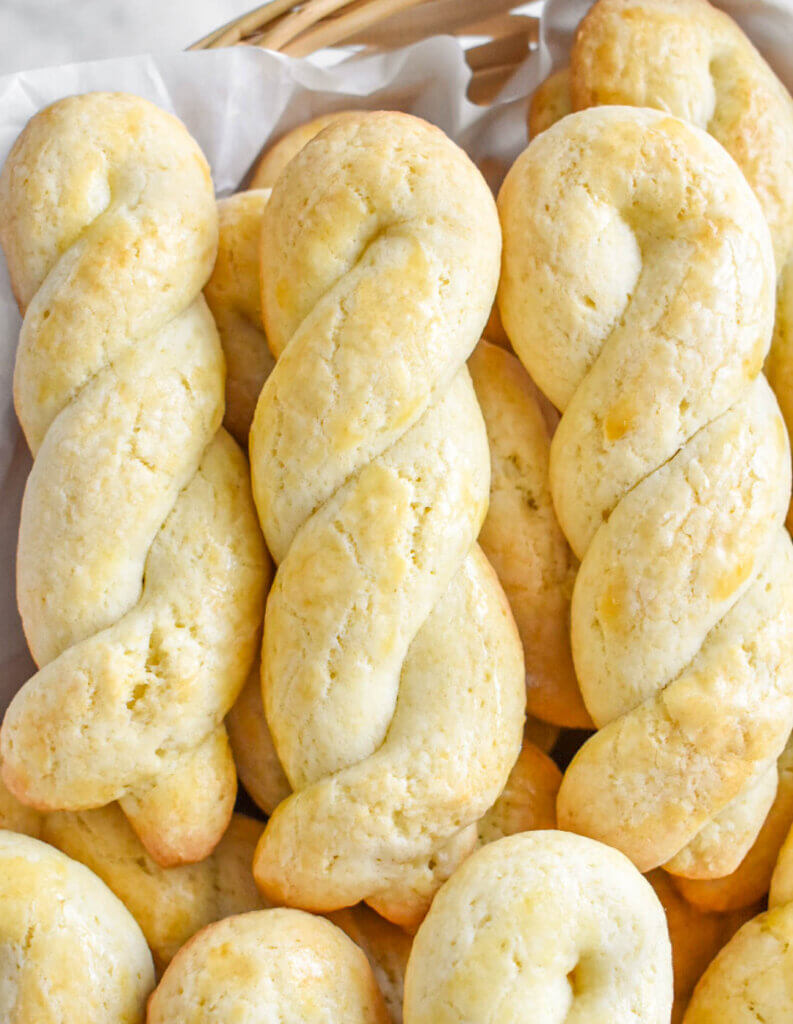 Koulourakia - Greek Easter Cookies