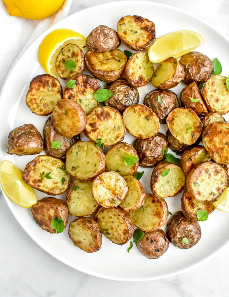 Air Fryer Baby Potatoes - 20 Minutes, Easy to Make