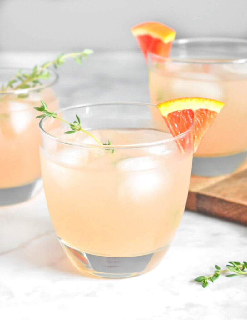 Grapefruit & Thyme Gin Fizz with fresh thyme