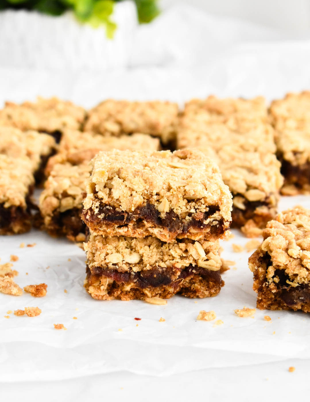 Two date squares stacked on each other and set down next to other date squares.